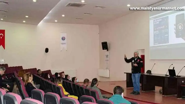 Oğuzeli MYO'da  'En İyi Narkotik Polisi Anne' konferansı