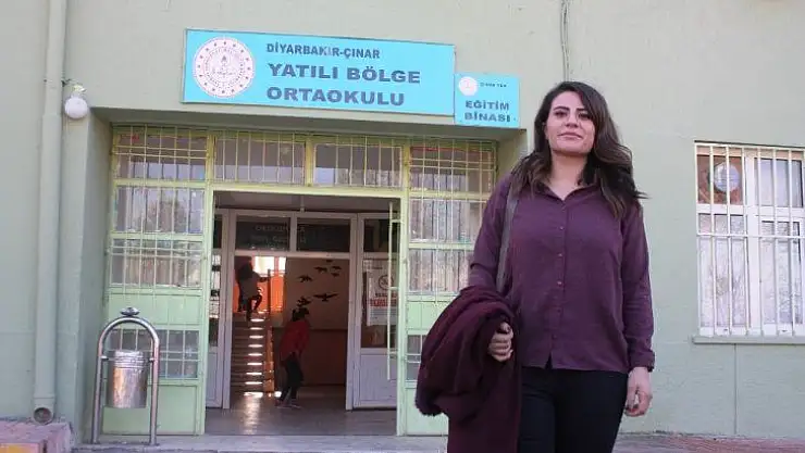 Okuduğu okula öğretmen olarak atandı