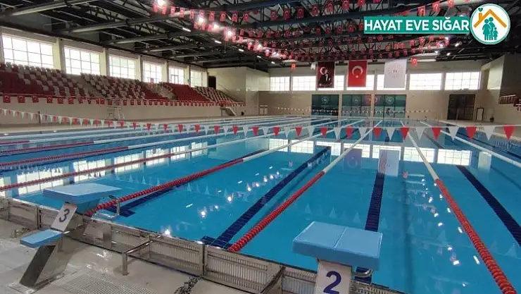 Olimpik kapalı yüzme havuzu hizmete girmek için gün sayıyor