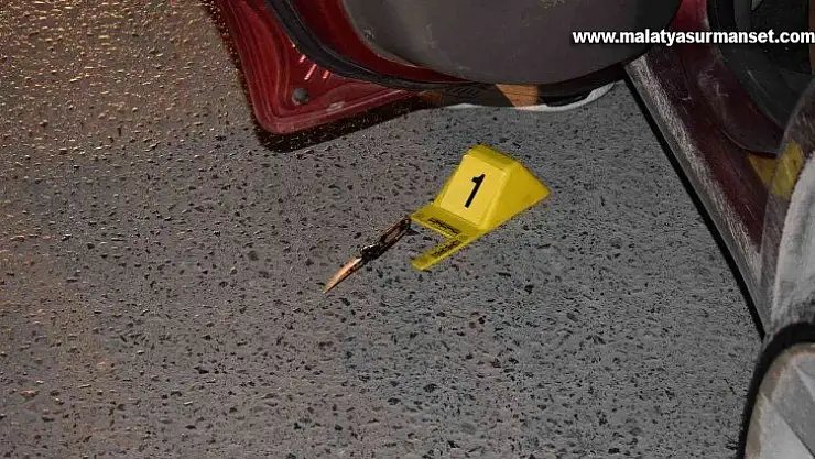 Önce bıçakladı sonra gasp etti, kaçarken yakalandı