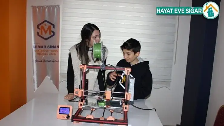 Online ders ile 3D yazıcı ürettiler