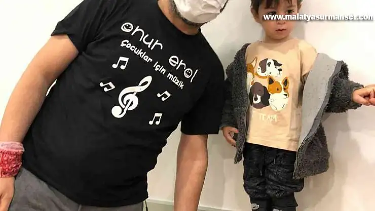 Onur Erol, minik atölye öğrencileriyle buluştu