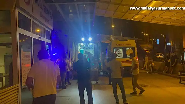 mevsimlik tarım işçileri 'su' yüzünden birbirine girdi: 12 yaralı
