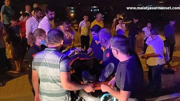 Otomobil ile elektrikli bisiklet çarpıştı: 1 yaralı