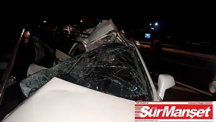 Otomobil ile tır çarpıştı: 2 ölü 1 yaralı