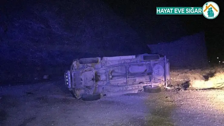 Otomobil takla attı: 3 yaralı