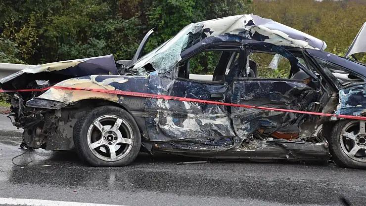 Otomobile Çarpıp Kaçtı 51 Yaşındaki Sürücü Hayatını Kaybetti