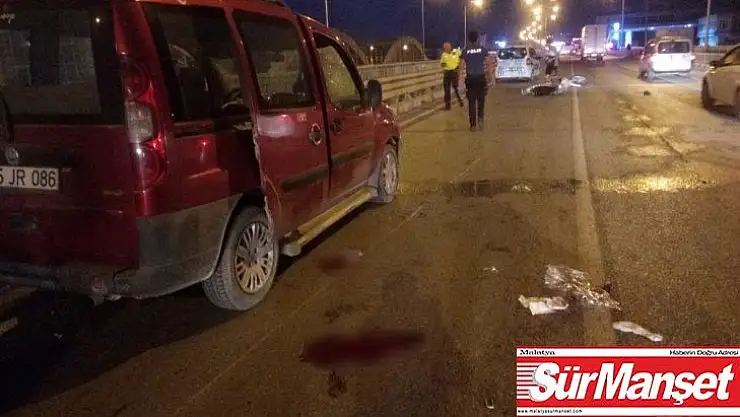Otomobilinin çarptığı motosiklet sürücüsü yaralandı