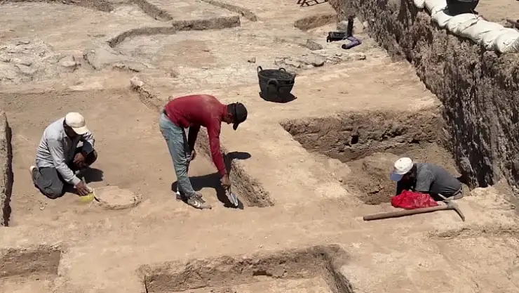 Oylum Höyük'te Kazı Çalışmaları Sürüyor