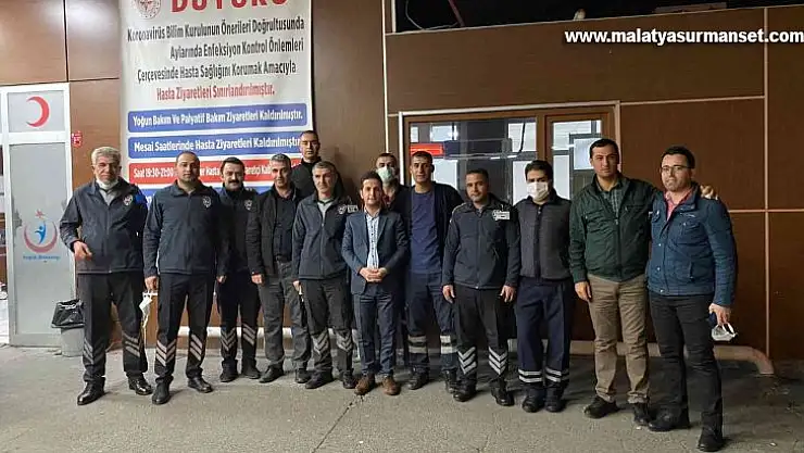 Öz Sağlık İş Sendikası Diyarbakır Şube Başkanı Mehmet Aküzüm yeni yıla sağlık emekçileriyle girdi