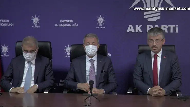 Bakan Akar: 'Şehitlerimizin kanlarının yerde kalmaması için kararlılıkla mücadelemizi sürdürüyoruz'