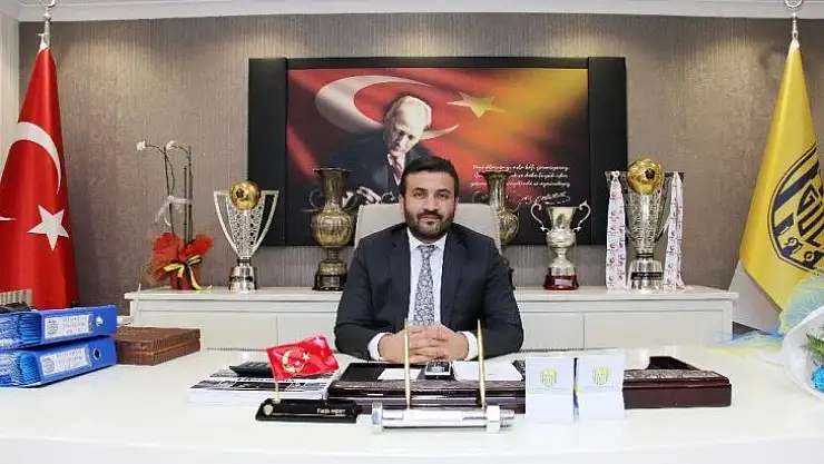 (Özel Haber) Fatih Mert: 'Kapısına kilit vurulacak noktaya gelmiş bir kulüp yaşamaya başladı'