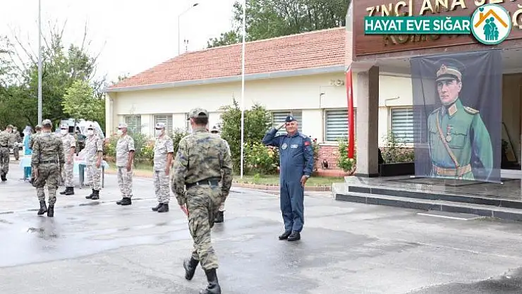 Kahramanların üssünde bayram sevinci