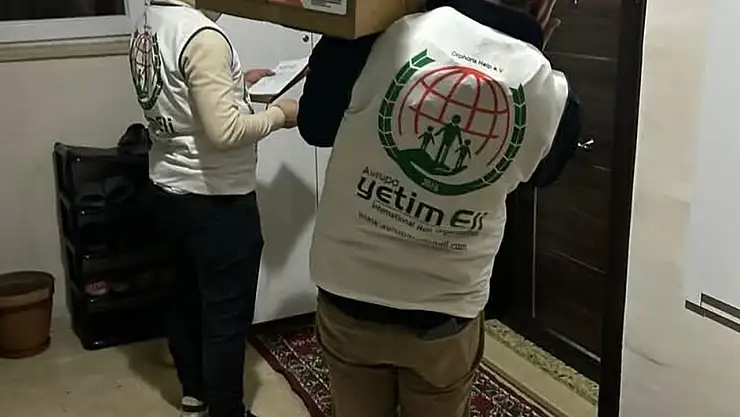Palu'da ihtiyaç sahiplerine Ramazan kolisi dağıtıldı