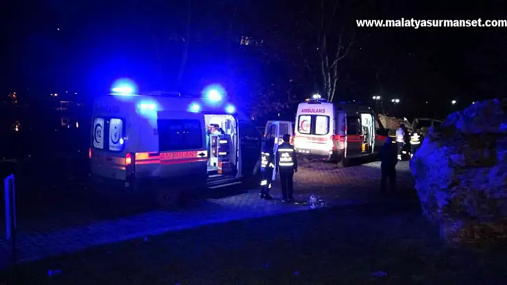 Park halindeki araçta başından silahla vurulmuş halde bulundu