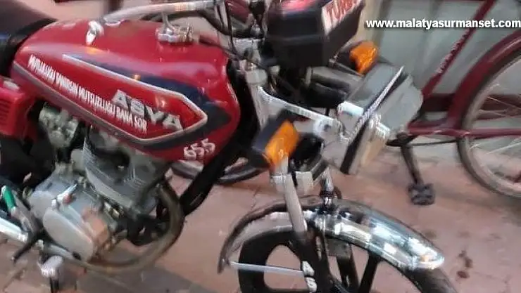 Park halindeki motosiklet çalındı