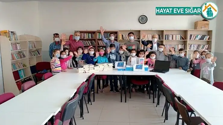 Pazarcık İlkokulu'na bilgisayar yardımı