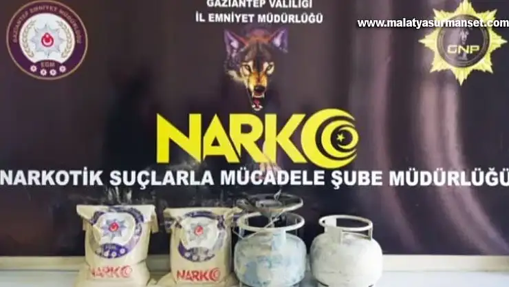 Piknik tüplerine gizlenmiş 8 kilo eroin ele geçirildi