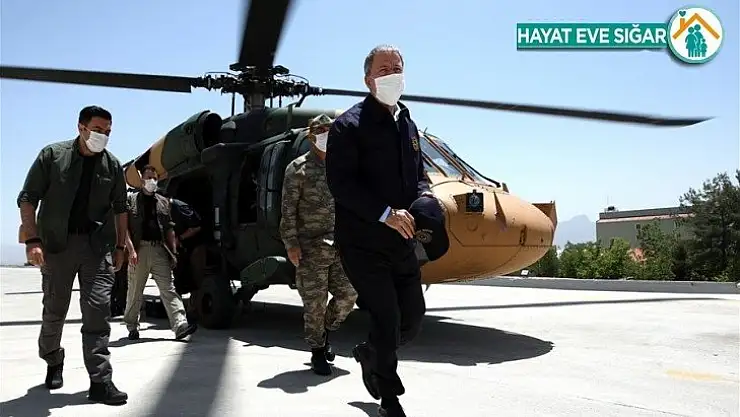 PKK'lı teröristler inlerinde vuruldu