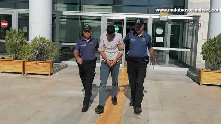 Polis hırsızı suçüstü yakaladı