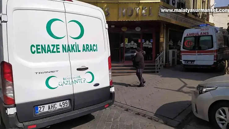 Polis memuru otel odasında ölü bulundu