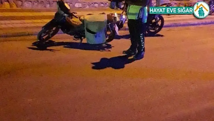 Polisten motosiklet denetimi