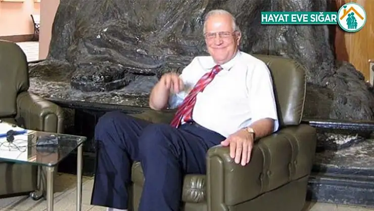 Prof. Dr. Ali Ülkü Azrak, korona virüs nedeniyle hayatını kaybetti