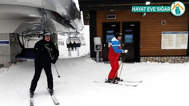 Putin ve Lukaşenko'nun kayak keyfi