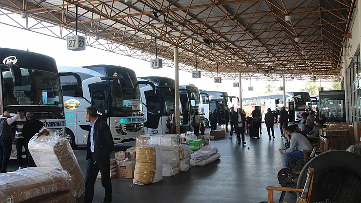Ramazan Bayramı Öncesi Otobüs Biletlerine Fahiş Zam!