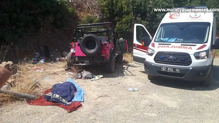 Safari aracı devrildi: 1 ölü, 9 yaralı