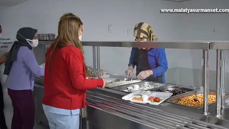 Sağlıkçılara moral ve motivasyon kahvaltısı