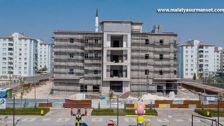 Şahinbey belediyesi Mavikent'in çehresini değiştiriyor