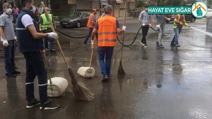 Sakarya Caddesi dezenfekte edildi