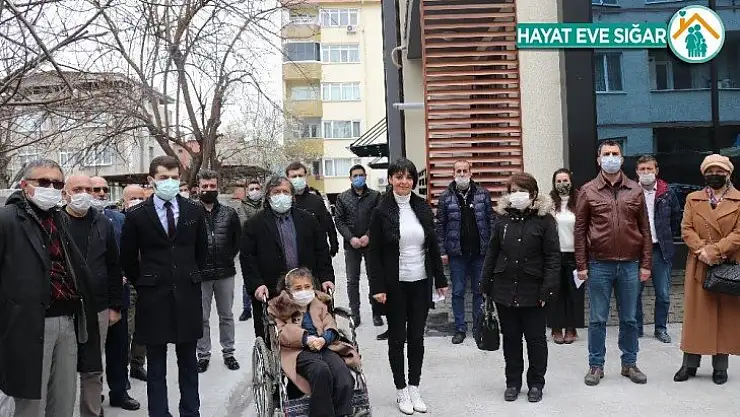 Sakarya'da yaklaşık 320 kişi CHP'den istifa etti
