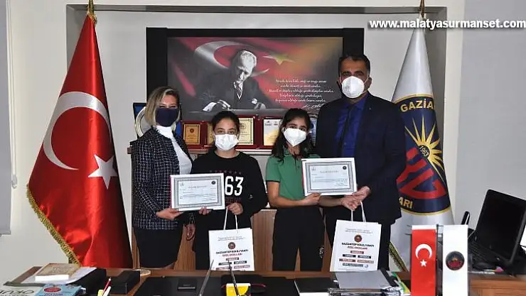 Şampiyonlar ödüllendirildi