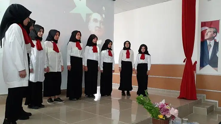 Samsat'ta İstiklal Marşının kabulünün 99. yılı kutlandı