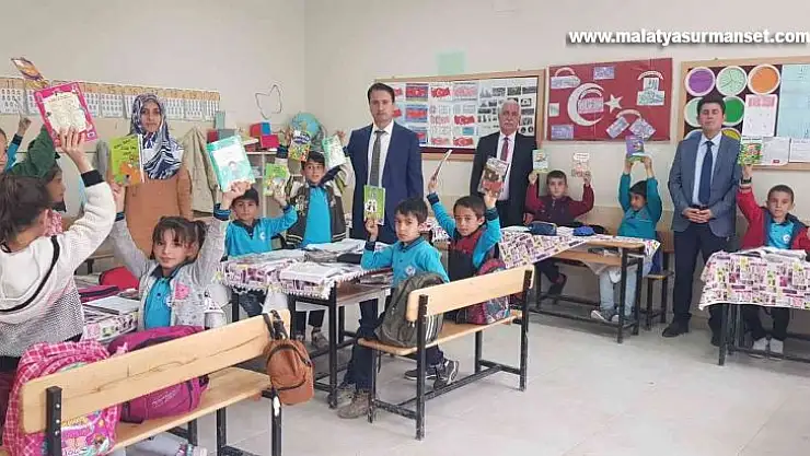 Samsat'ta okul kütüphaneleri zenginleşiyor