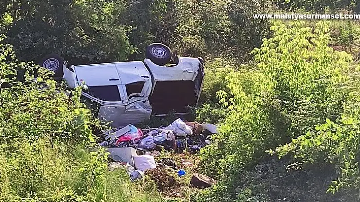 Samsun'da pikap şarampole yuvarlandı: 6 yaralı