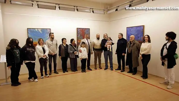 Sanko Galerisi'nde Araftaki Ann-lar' teması resim sergisi