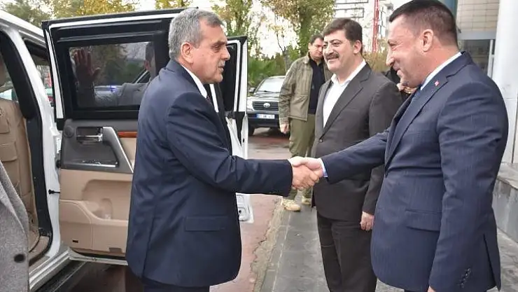 Şanlıurfa Büyükşehir Belediye Başkanı Beyazgül'den Başkan Beyoğlu'na Ziyaret