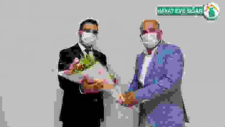 SAÜ'de iki ayrı birimde devir teslim töreni yapıldı