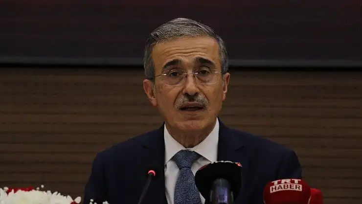 Savunma Sanayii Başkanı Demir: '(MTU motorun son durumu) Yapılan görüşmelerde mesaj alındı, üzerine çalışacakları söylendi'