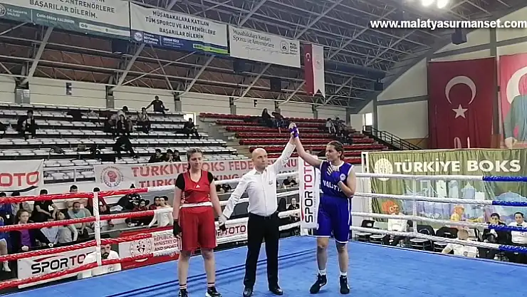 Sedef Nergiz Türkiye Boks Şampiyonu Oldu