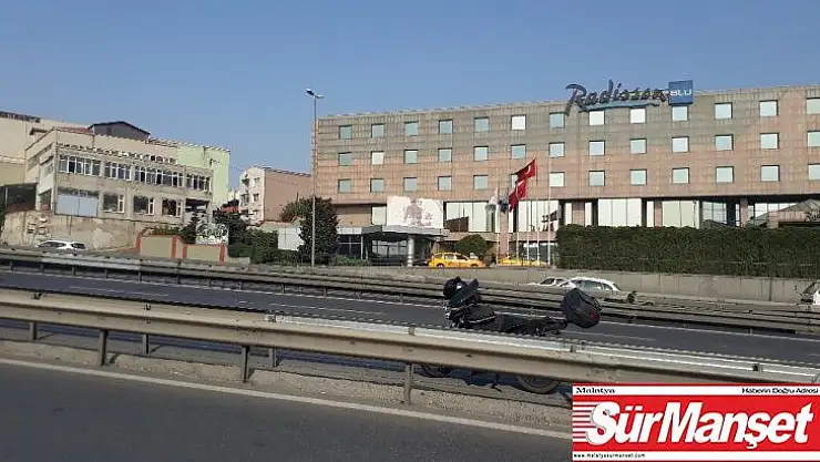 Sefaköy E-5'te motosiklet kazası 1 yaralı