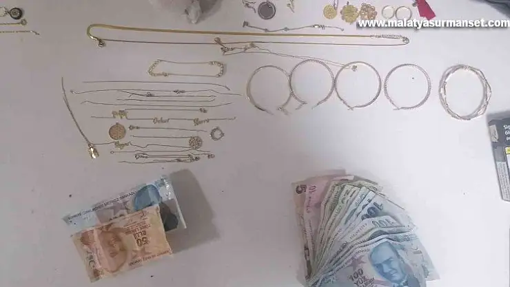 Şehidin evinden hırsızlık yaptığı iddiasıyla 3 şüpheli tutuklandı