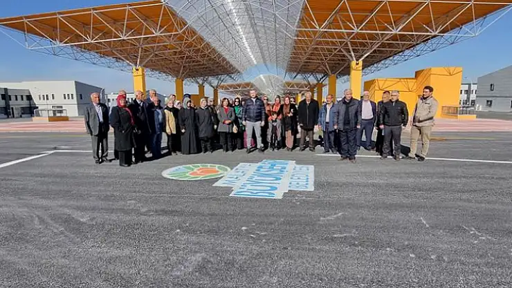 Şehit Aileleri ve Stk'lar  Büyükşehir Belediyesi'nin Projelerini Gezdiler