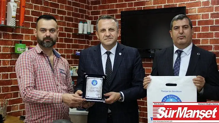 Şehit ailelerine ücretsiz tıraşa, plaketle ödül