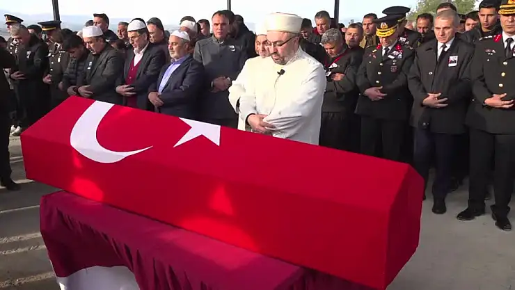 Şehit Nurettin Yaşar Gözyaşları Arasında Toprağa Verildi