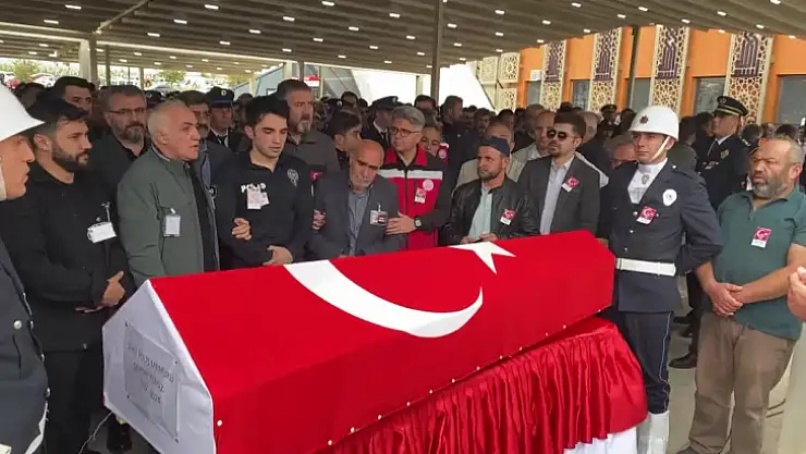 Şehit Polis Memuru Şeyda Yılmaz Sivas'ta Son Yolculuğuna Uğurlandı
