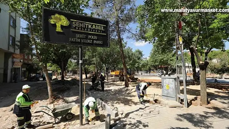 Şehitkamil'de parklara yaz bakımı